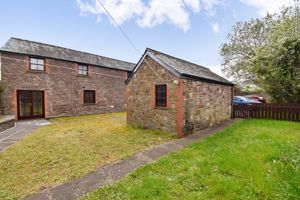 Rear elevation and garden- click for photo gallery